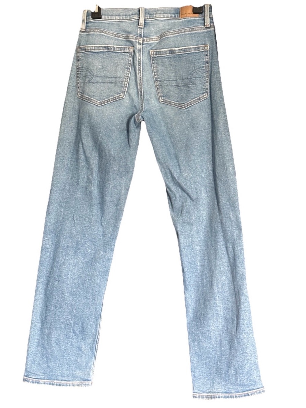 American Eagle High Waisted Ankle
Straight Jeans Light Wash Denim
Size 00 - Picture 3 of 8